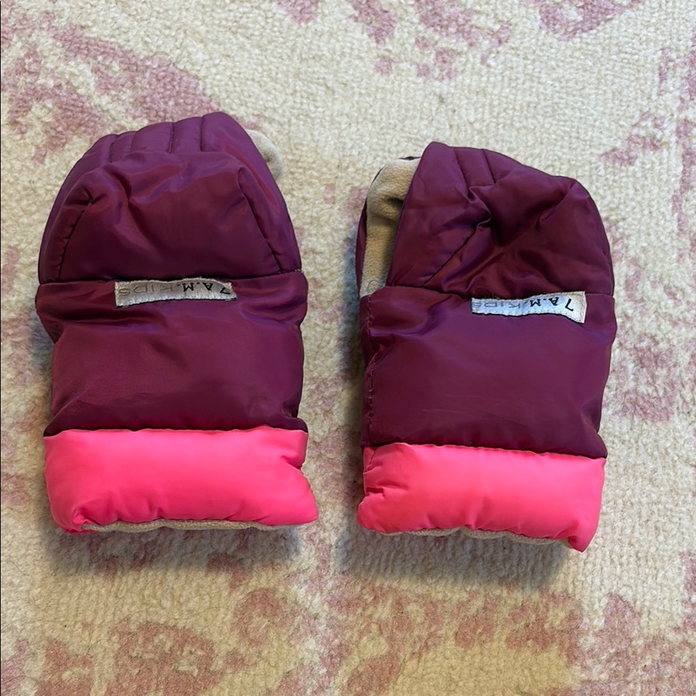 7 A.M Kids Snow Mittens